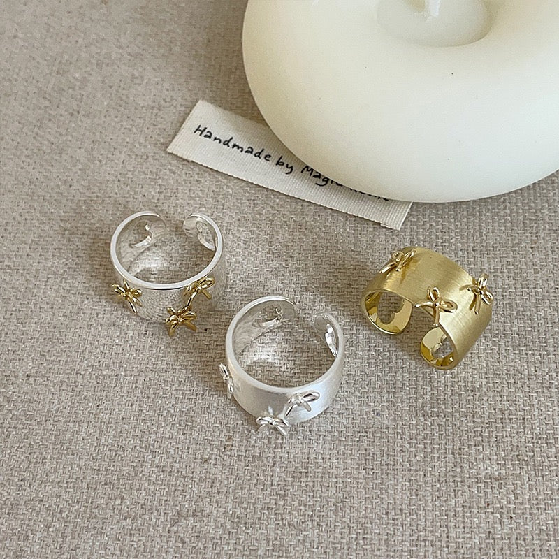 Bow-Open Ring