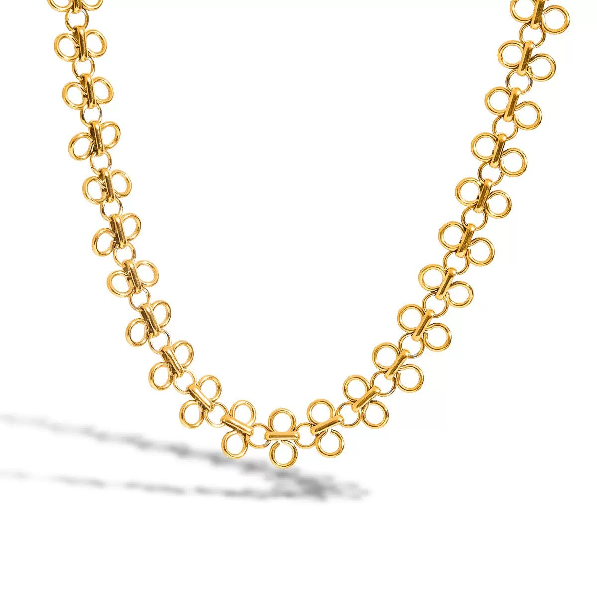 Gold Ring Brocade Cluster Choker