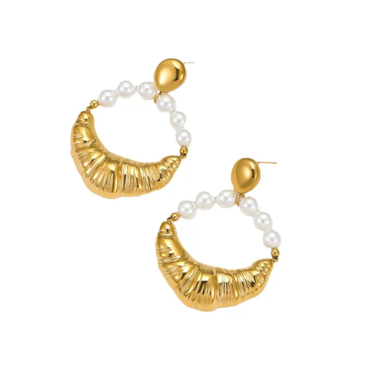 Croissant Pearl Earrings